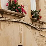 Cresol Hotel