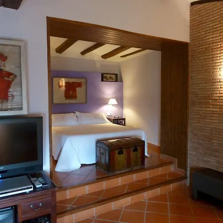Cresol Hotel 3*