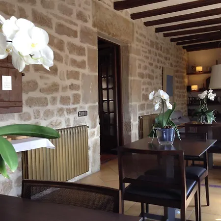 Cresol Hotel